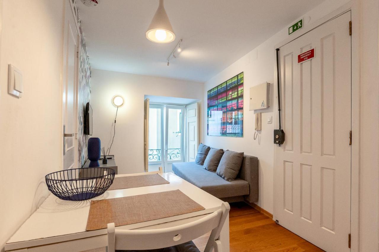 Contemporary Apartment In Chiado 3 Lizbona Zewnętrze zdjęcie