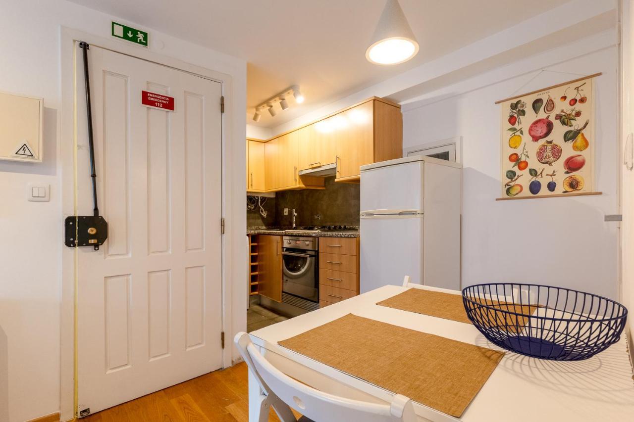 Contemporary Apartment In Chiado 3 Lizbona Zewnętrze zdjęcie